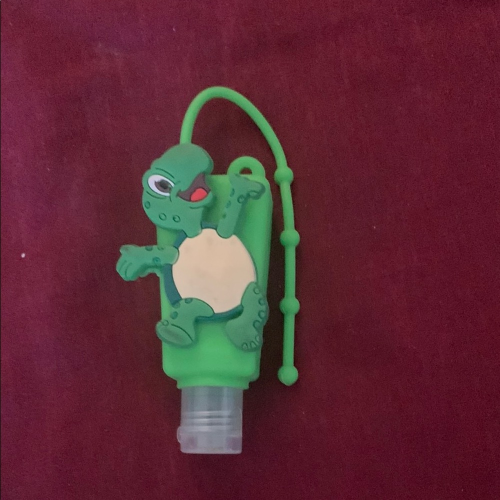 Free free free Green Franklin the Turtle Hand Sanitizer Holder